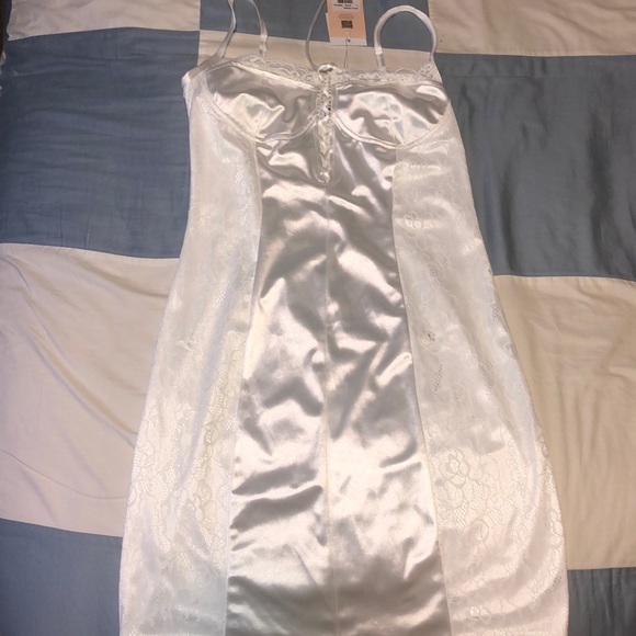 Tiger Mist Anya Dress - Picture 2 of 3